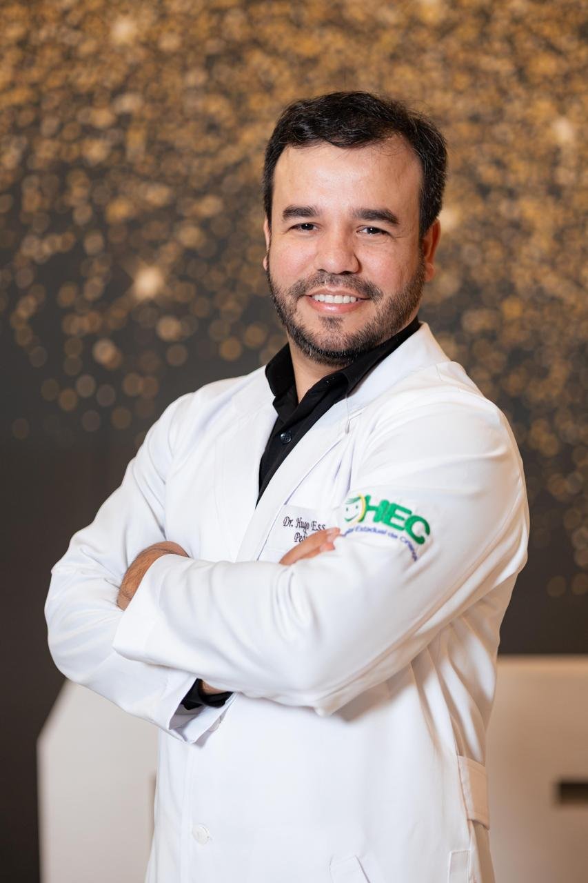 Dr. Hugo Essem